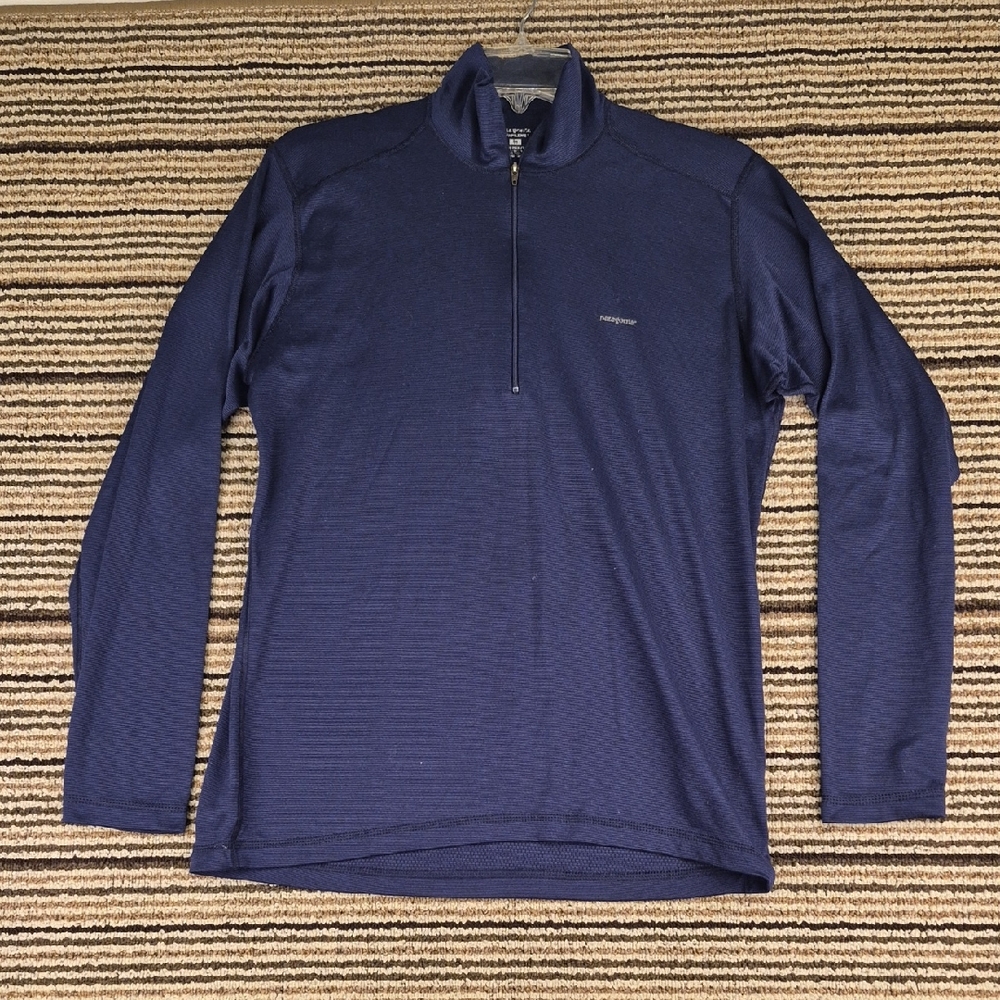 PATAGONIA Capilene Dark Blue Midweight Mens Medium Base‎ Layer Top Sweater 44623